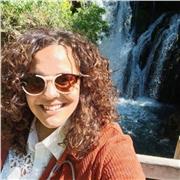 Profesora titulada en enfermería con 4 años de experiencia docente en grado medio, superior, universidad y oposiciones.